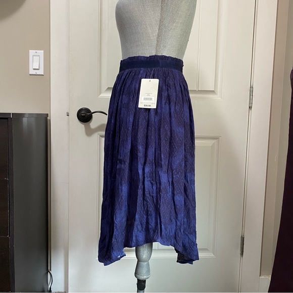 NWT Denver Hayes elastic waist skirt - Picture 2 of 6